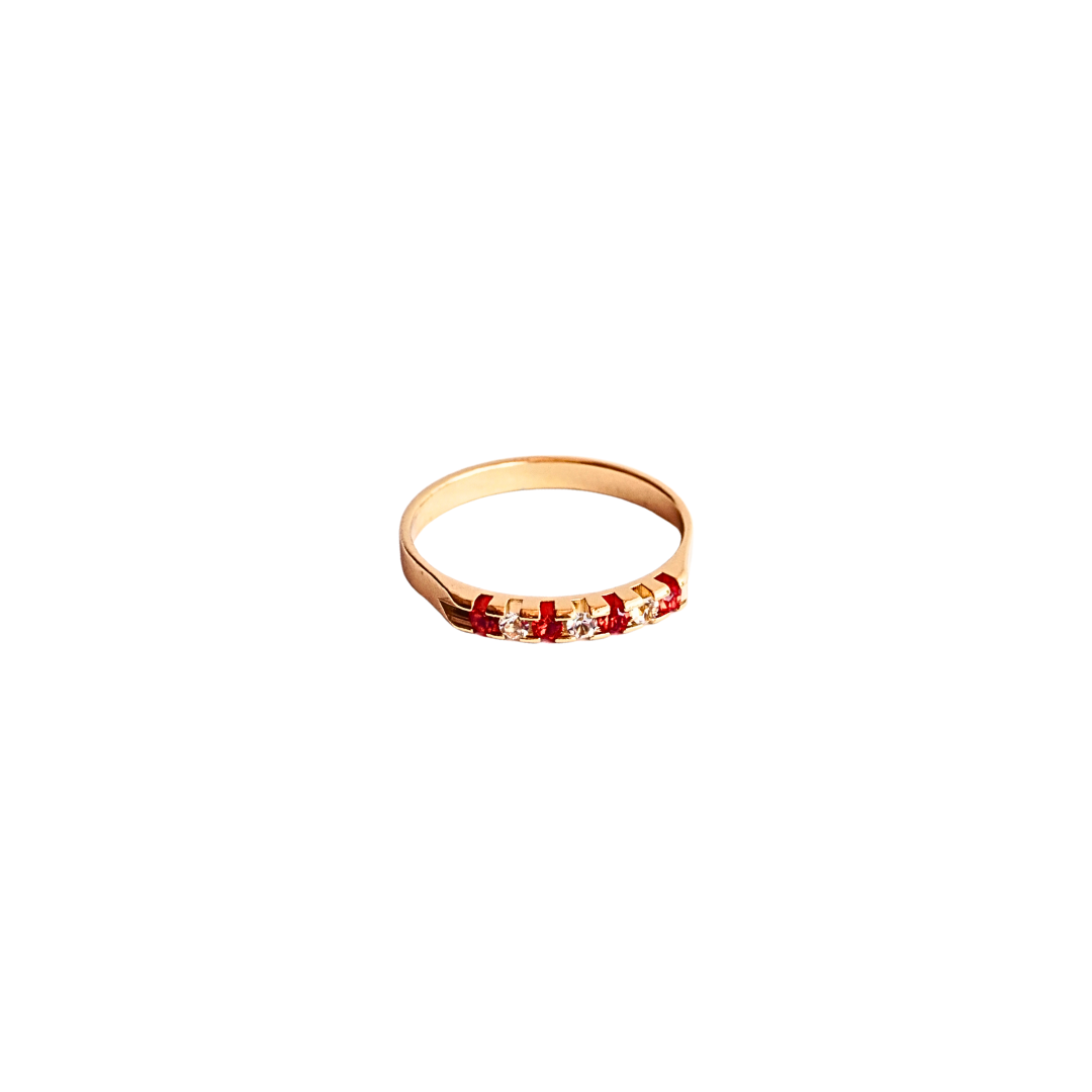 EVIE RED RING
