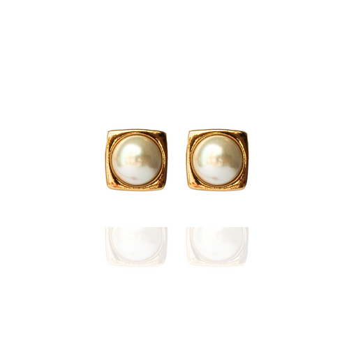 ARETES CASSIDY
