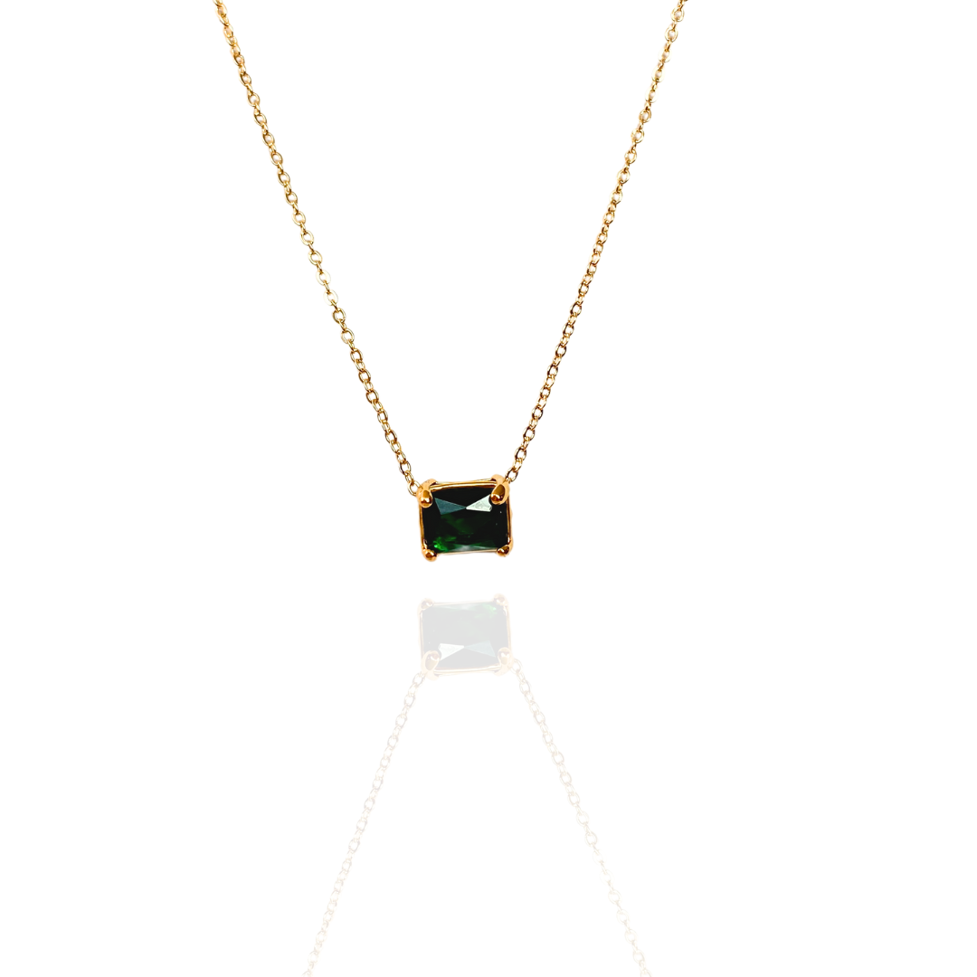 LIV NECKLACE