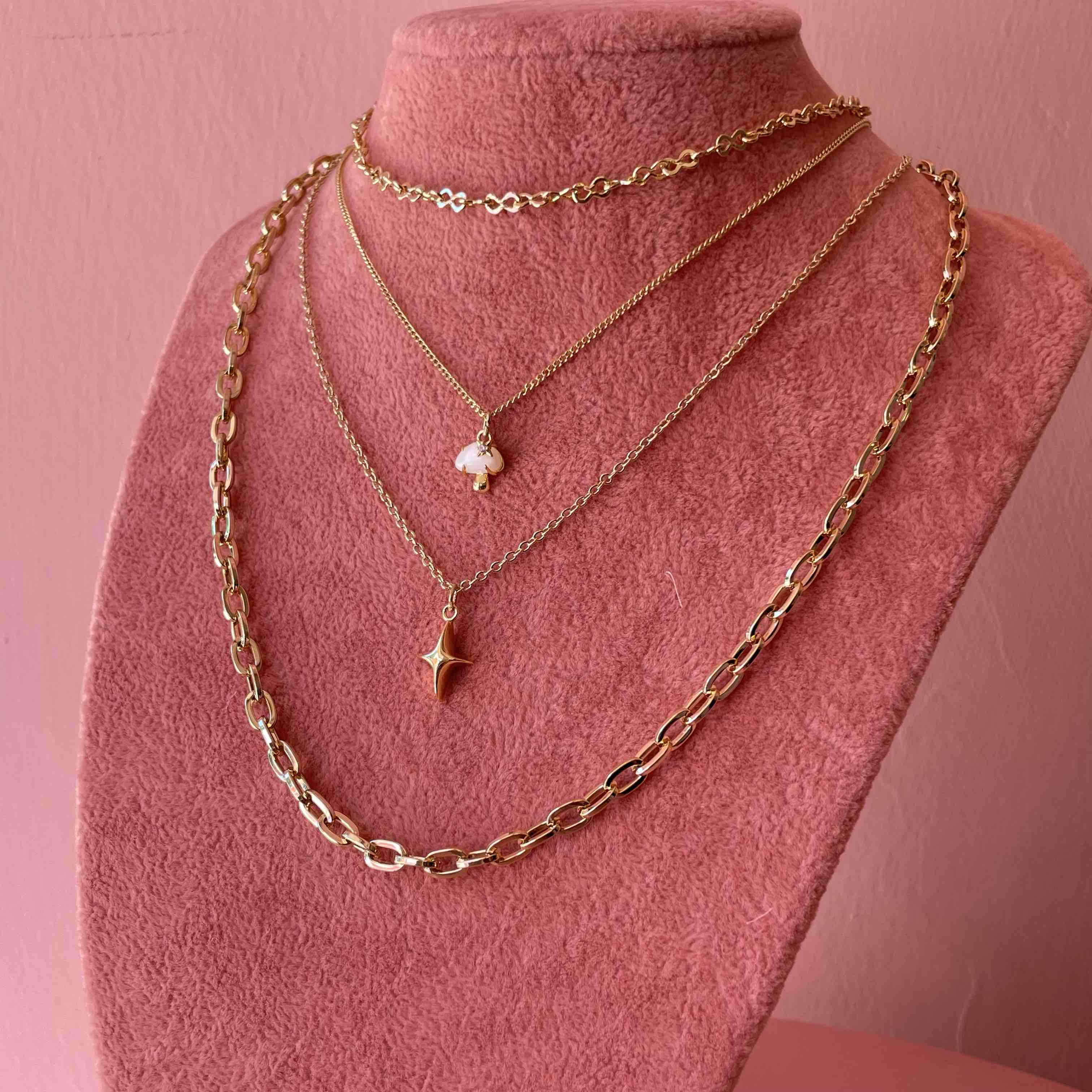 COLLAR ESTRELLA LISA
