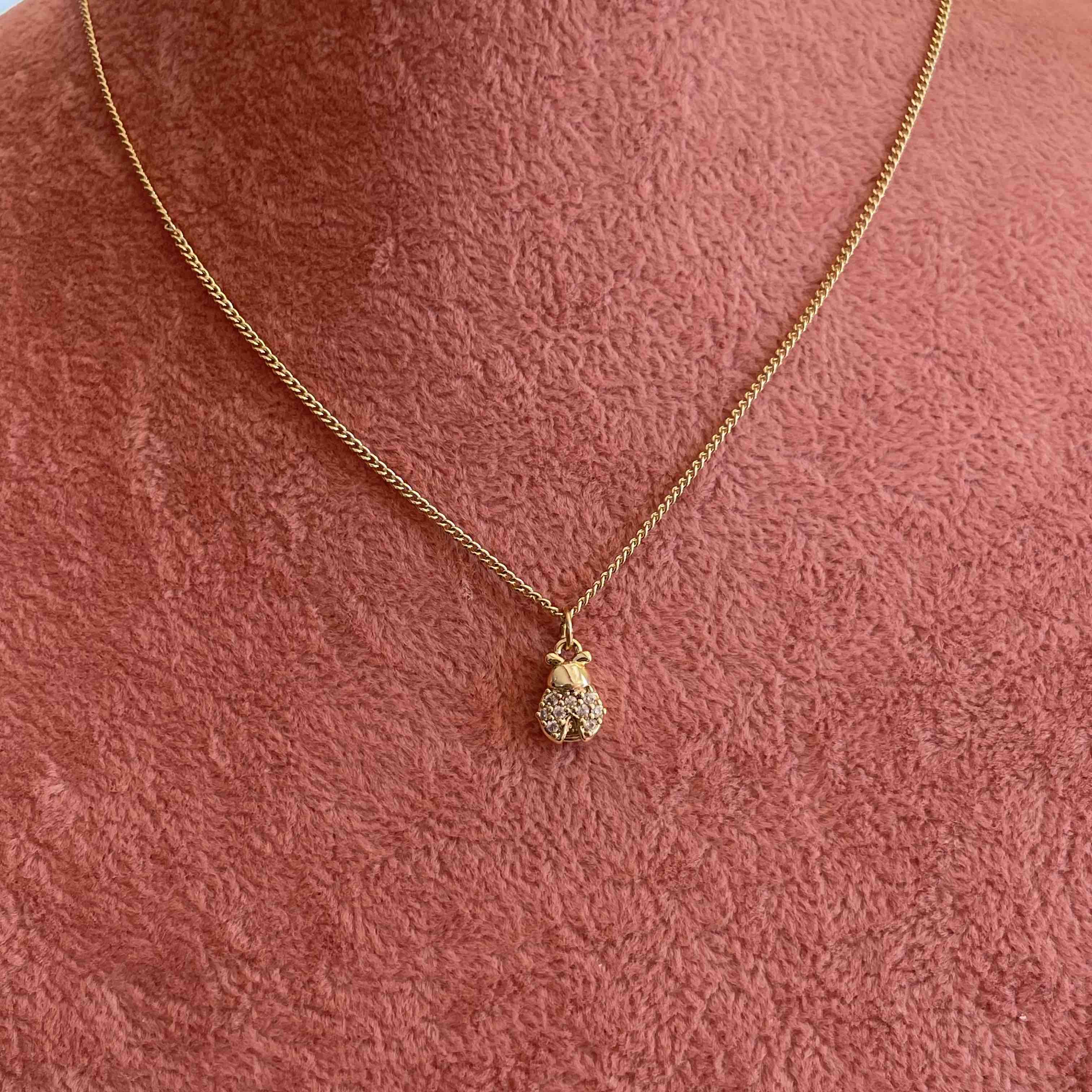 COLLAR NIÑA CATARINA