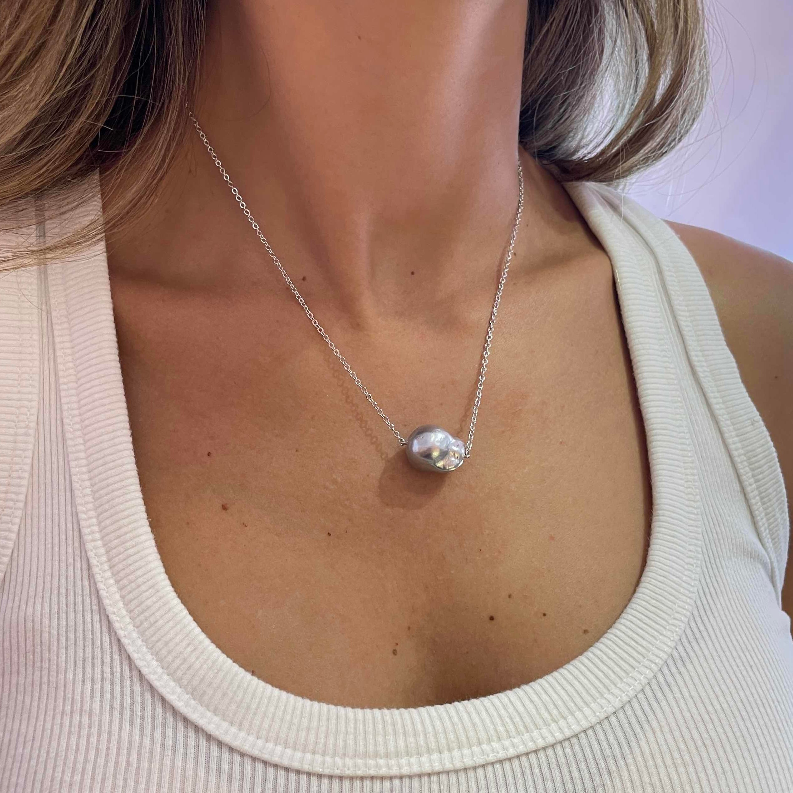 SILVER PEARL NECKLACE