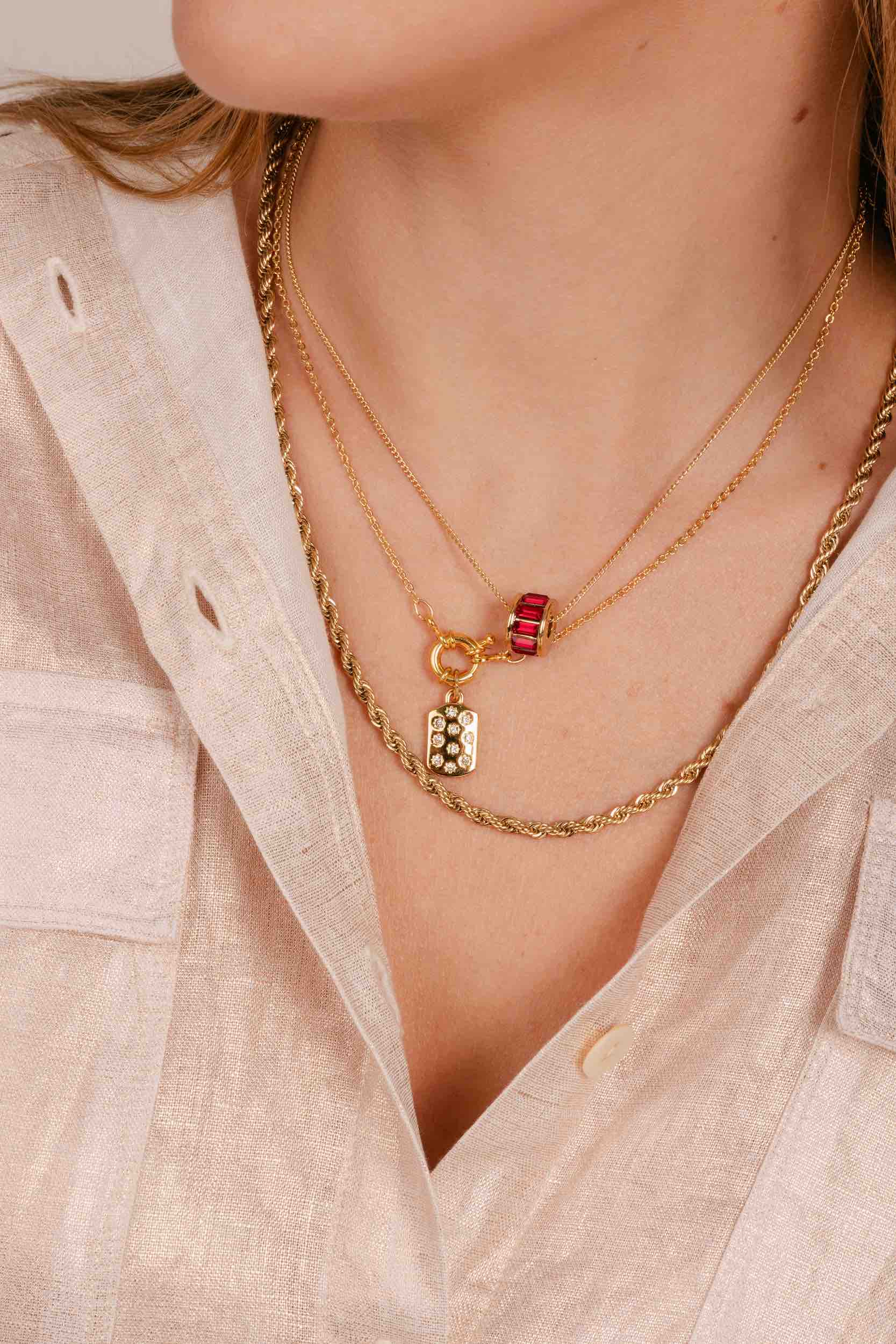 ELARA NECKLACE