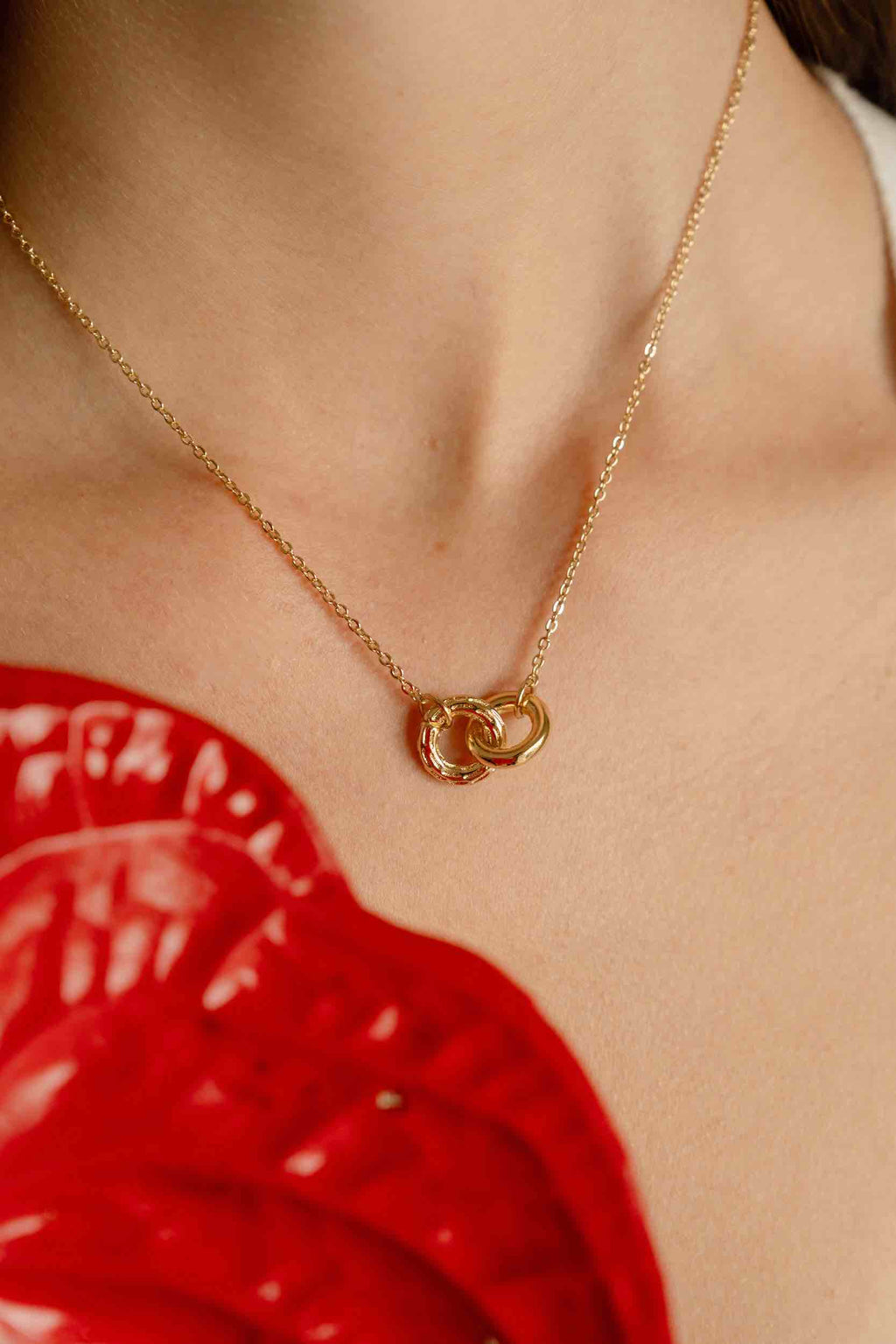 COLLAR ELLER