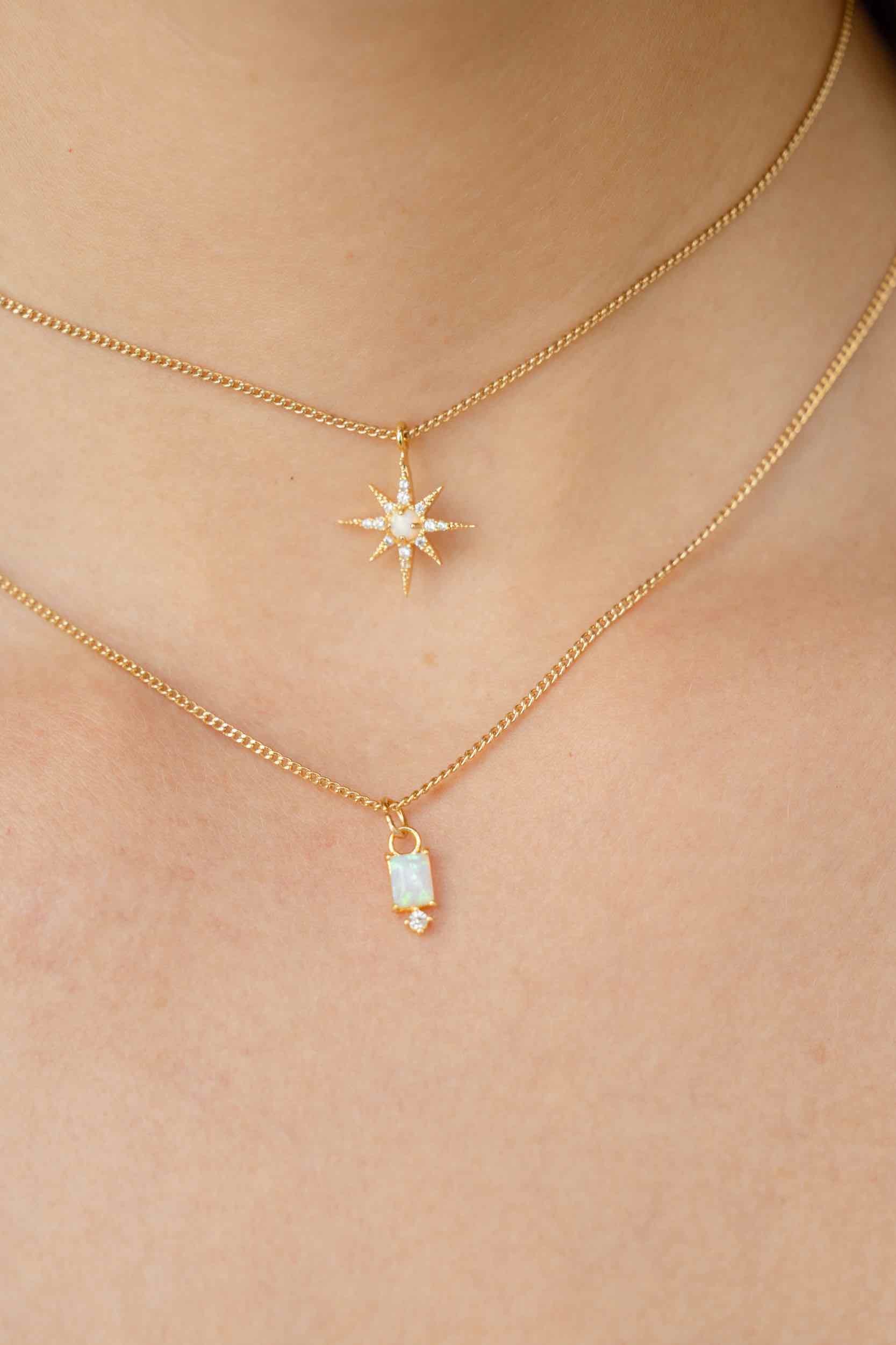 COLLAR ESTRELLA OPALO