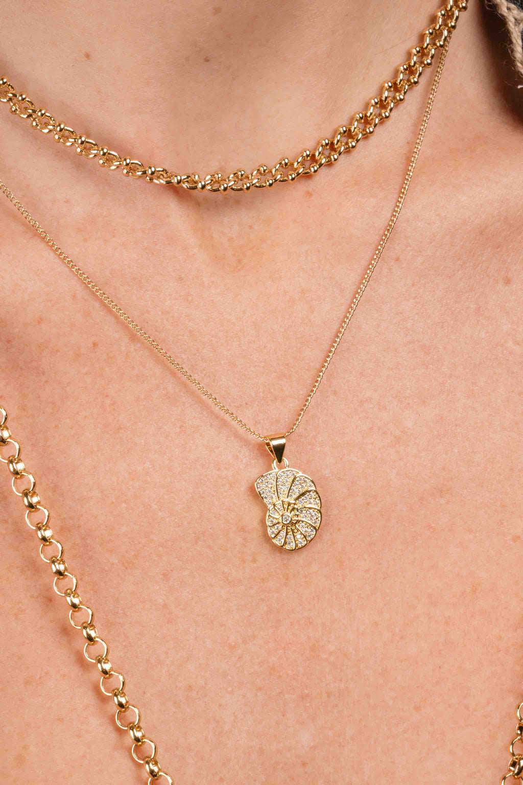 Zirconia snail necklace