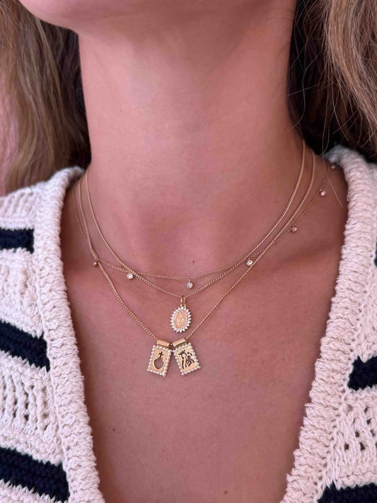 COLLAR MEDALLA VIRGEN MILAGROSA ZIRCONIAS