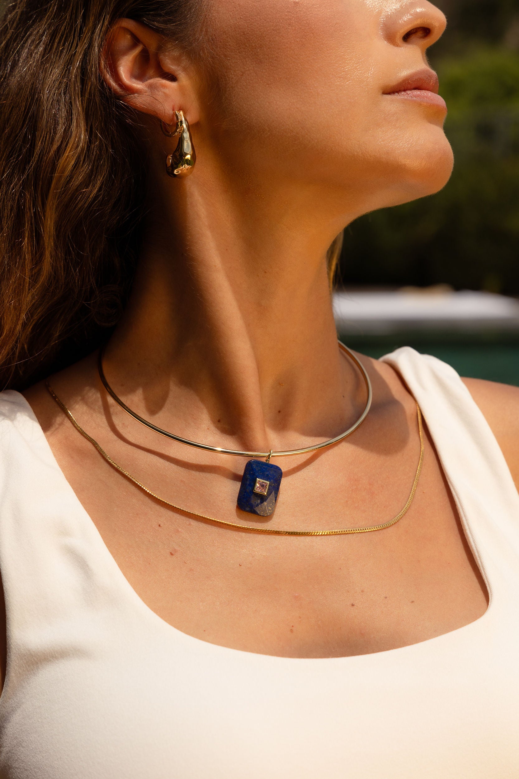 GARGANTILLA CON CHARM LAPISLAZULI RECTANGULAR