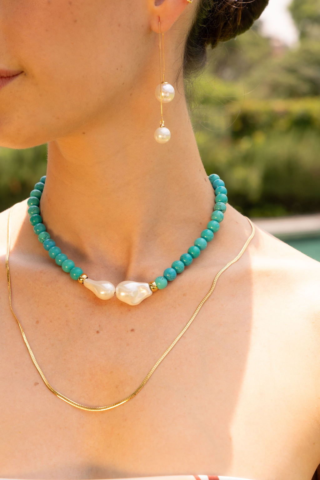 COLLAR TURQUESAS ESFERA Y DOS PERLAS MABESHELL